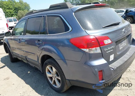 2013 Subaru Outback 2.5I Premium z USA, uszkodzony, nr VIN 4S4BRBCCXD3283474